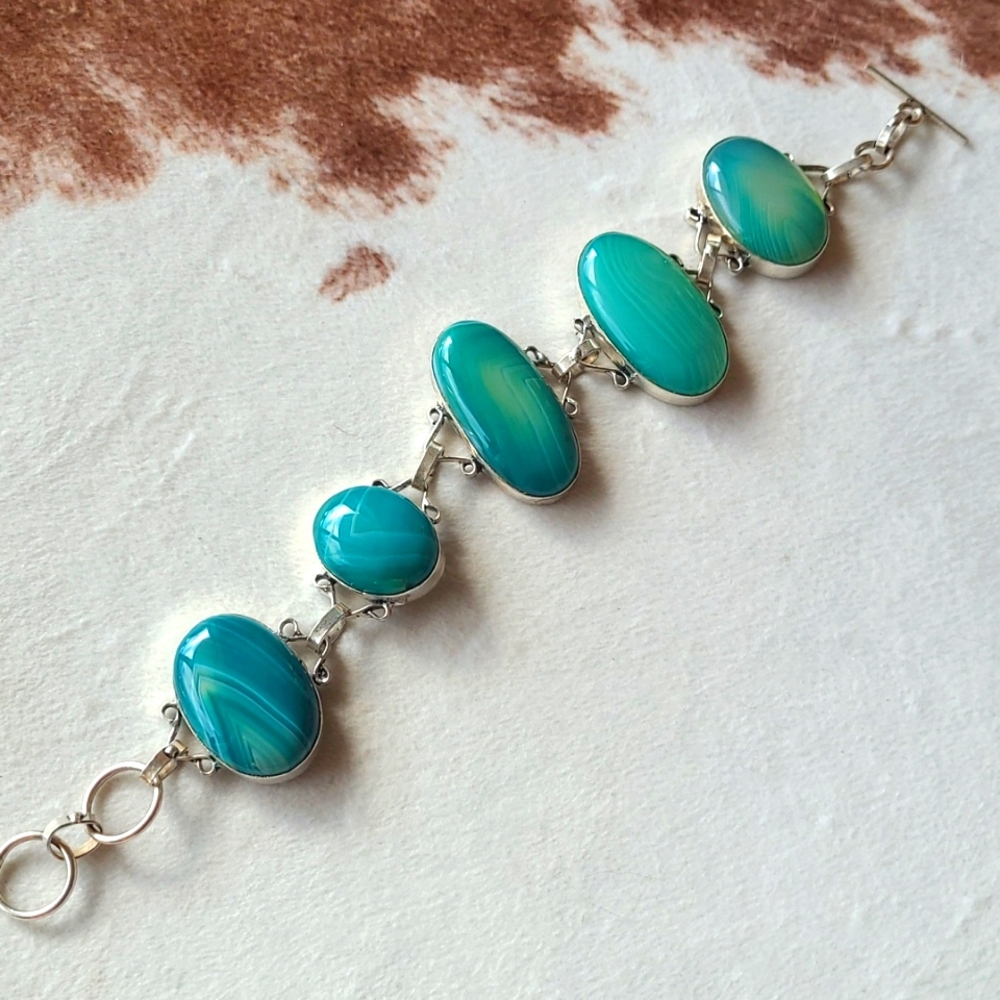 Stunning 925 Silver Green Agate Bracelet